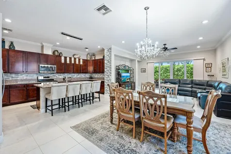 8883 Kingsmoor Way Lake Worth FL 33467