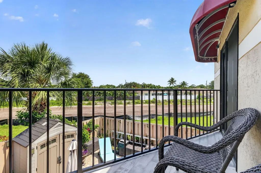 4355 Village Drive Delray Beach FL 33445
