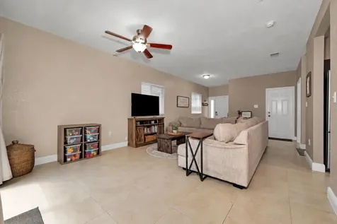 381 NE 35th Terrace Homestead FL 33033