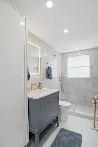 8 Briny Avenue Pompano Beach FL 33062
