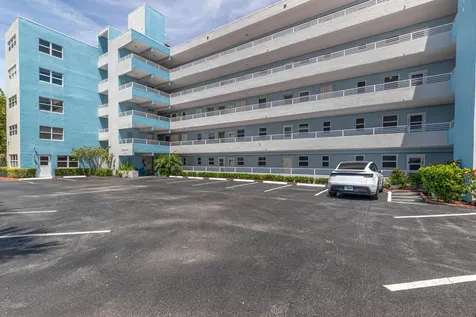 8 Briny Avenue Pompano Beach FL 33062