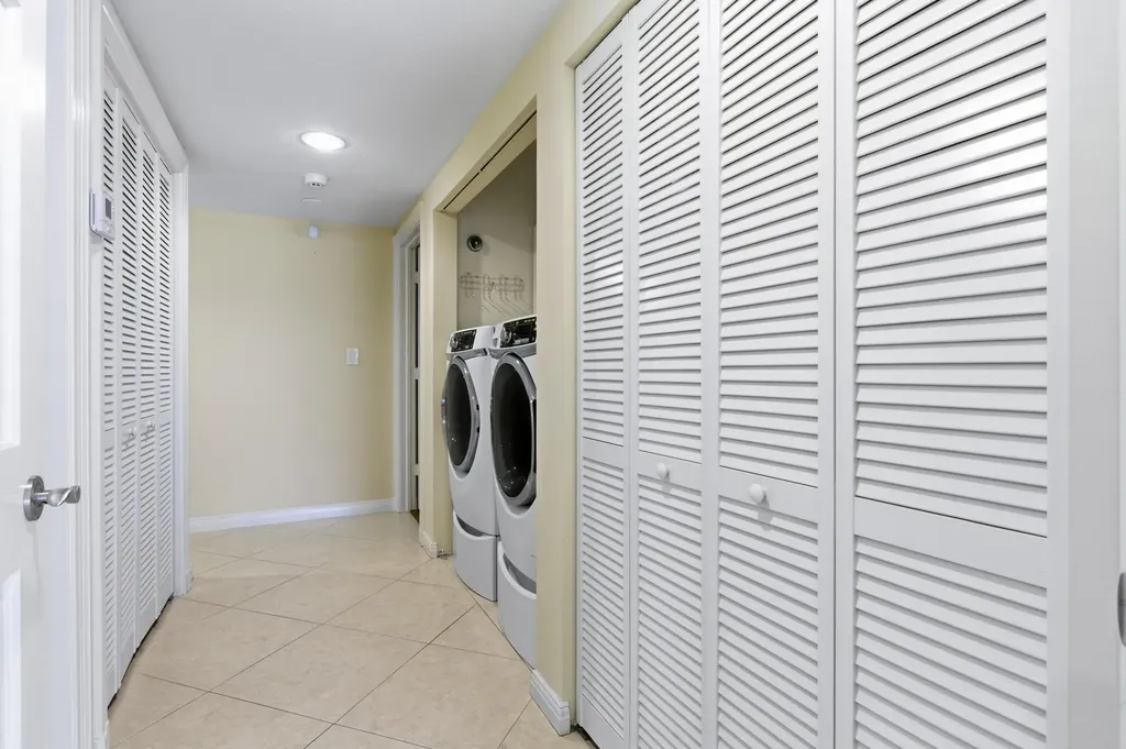 2730 W Polo Island Drive Wellington FL 33414