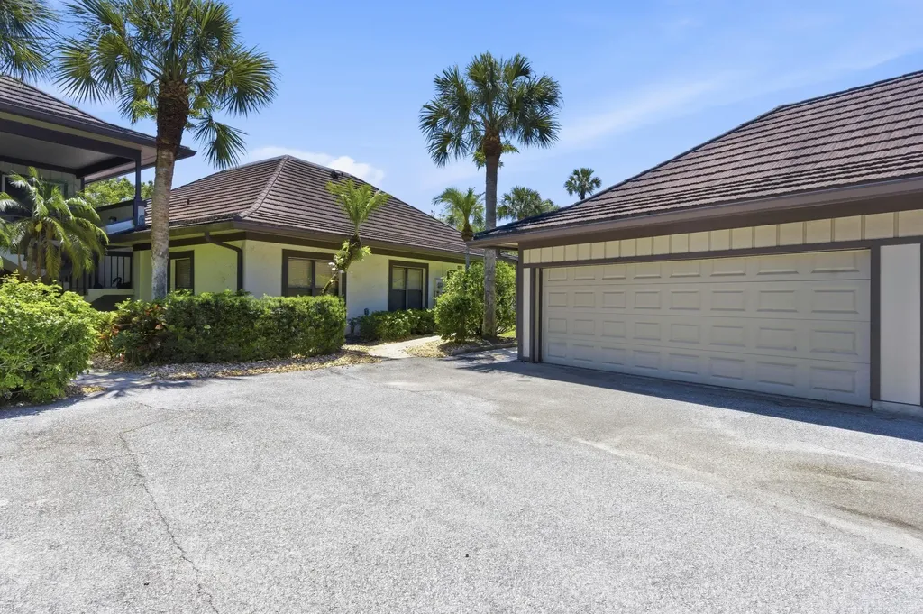 2730 W Polo Island Drive Wellington FL 33414