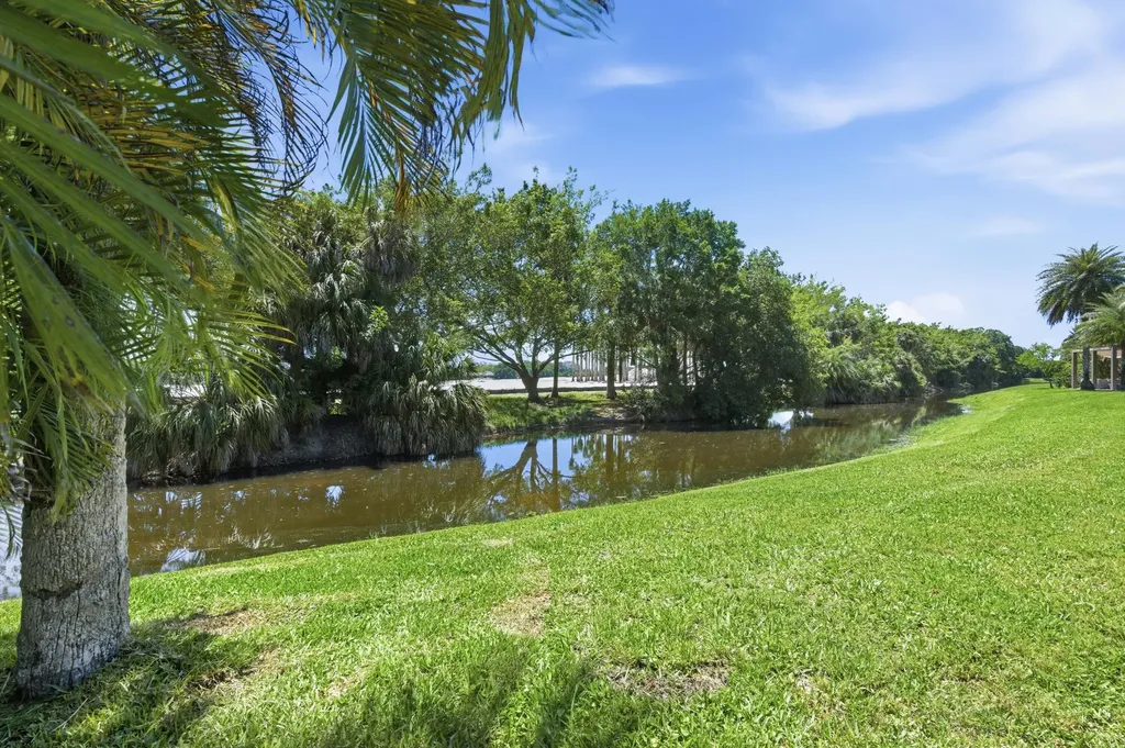 2730 W Polo Island Drive Wellington FL 33414