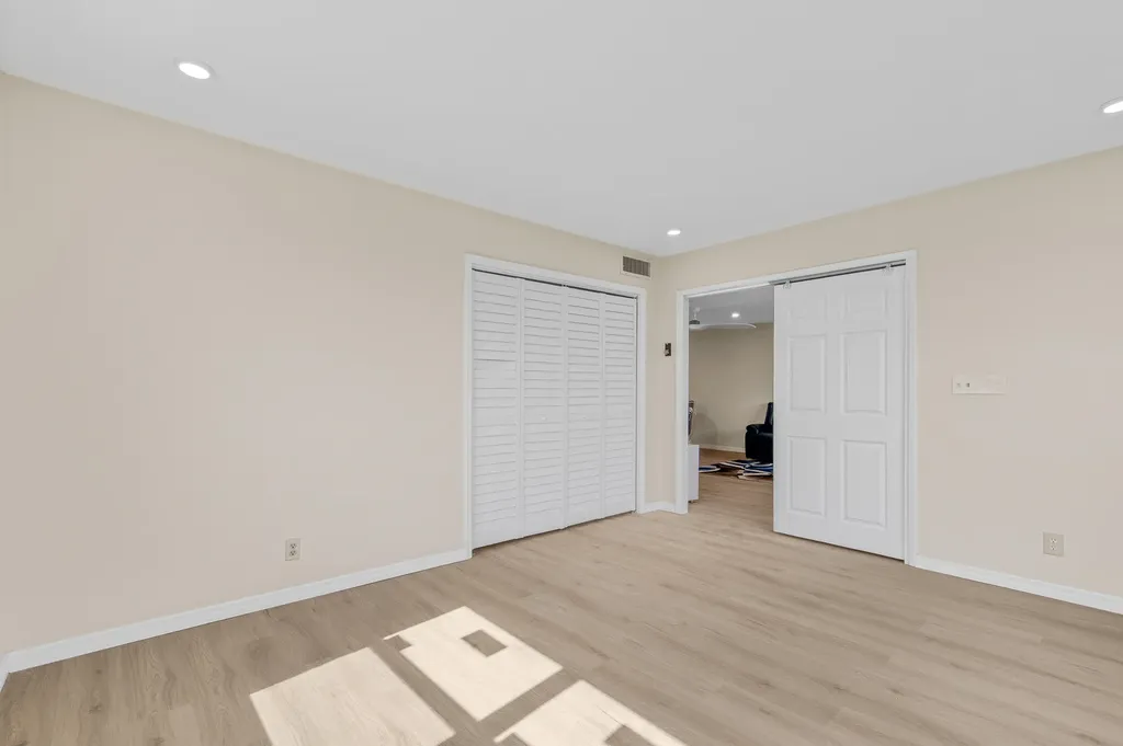 2901 S Palm Aire Drive Pompano Beach FL 33069