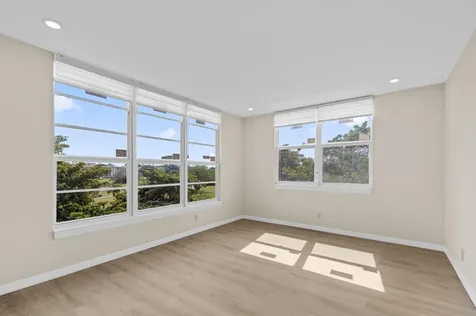2901 S Palm Aire Drive Pompano Beach FL 33069