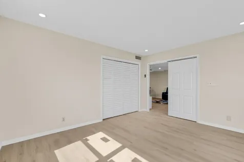 2901 S Palm Aire Drive Pompano Beach FL 33069