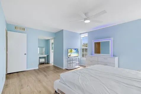 2901 S Palm Aire Drive Pompano Beach FL 33069