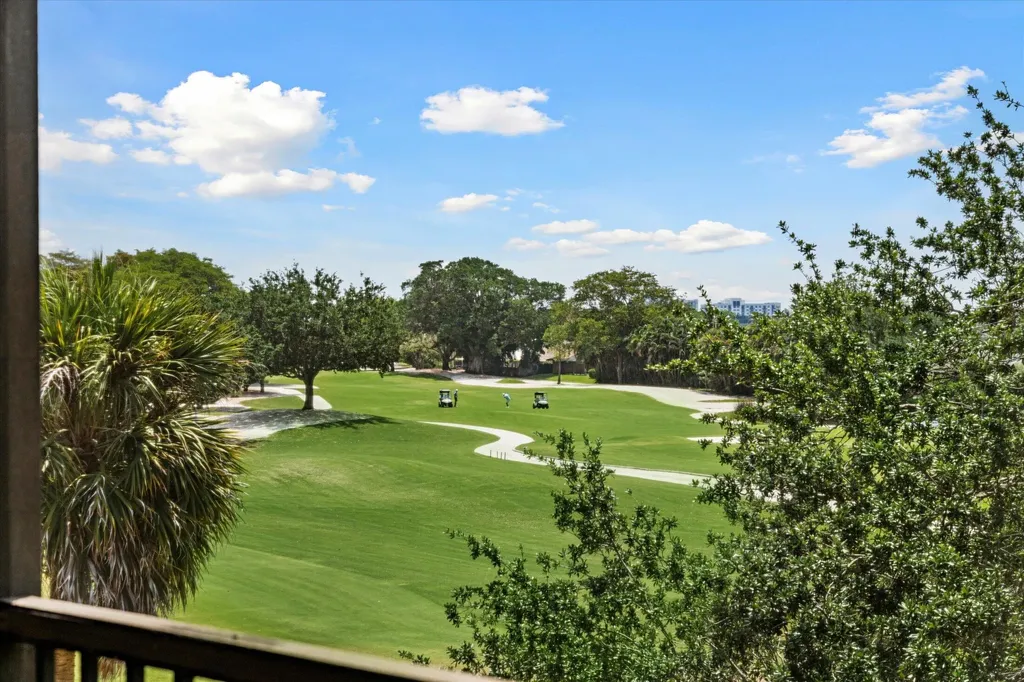 200 W Jacaranda Country Club Drive Plantation FL 33324