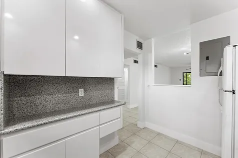 200 W Jacaranda Country Club Drive Plantation FL 33324
