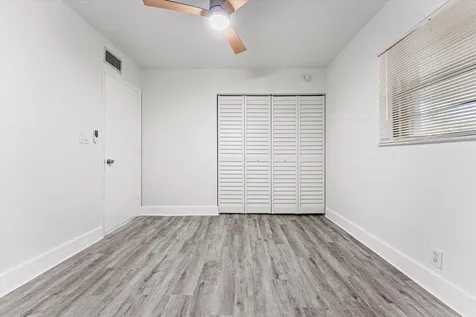200 W Jacaranda Country Club Drive Plantation FL 33324