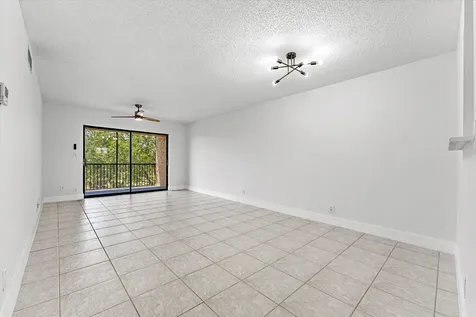 200 W Jacaranda Country Club Drive Plantation FL 33324