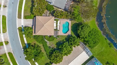 4138 Bluff Harbor Way Wellington FL 33449
