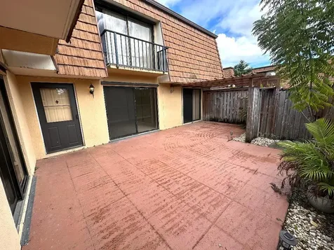 1006 10th Lane Greenacres FL 33463