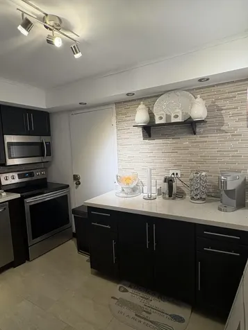 3730 Inverrary Drive Lauderhill FL 33319
