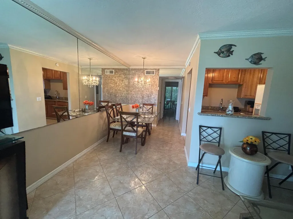 170 Horizons E Boynton Beach FL 33435