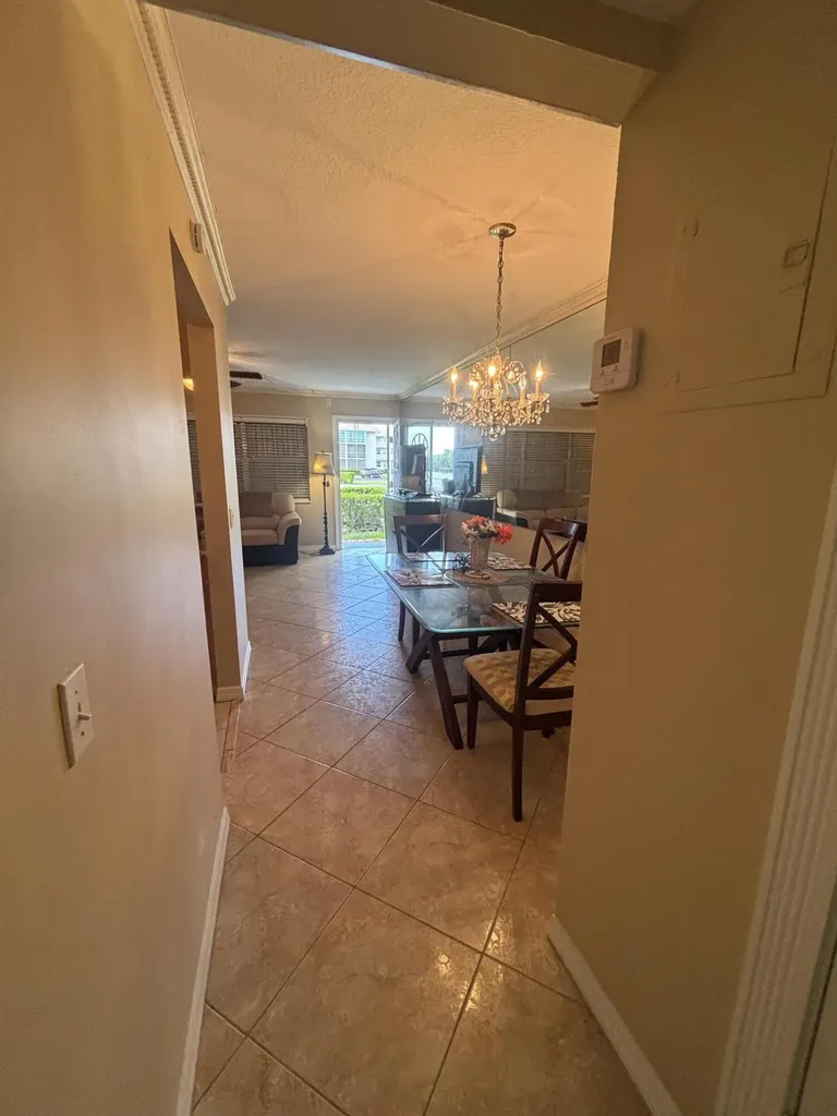 170 Horizons E Boynton Beach FL 33435