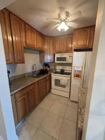 170 Horizons E Boynton Beach FL 33435