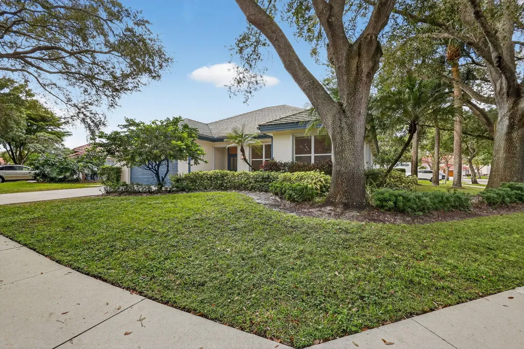 6333 Winding Lake Drive Jupiter FL 33458