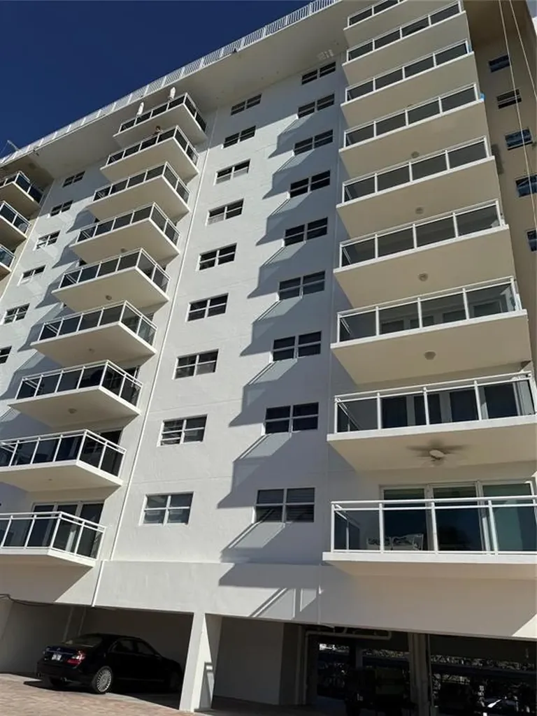 1160 Hillsboro Mile Hillsboro Beach FL 33062