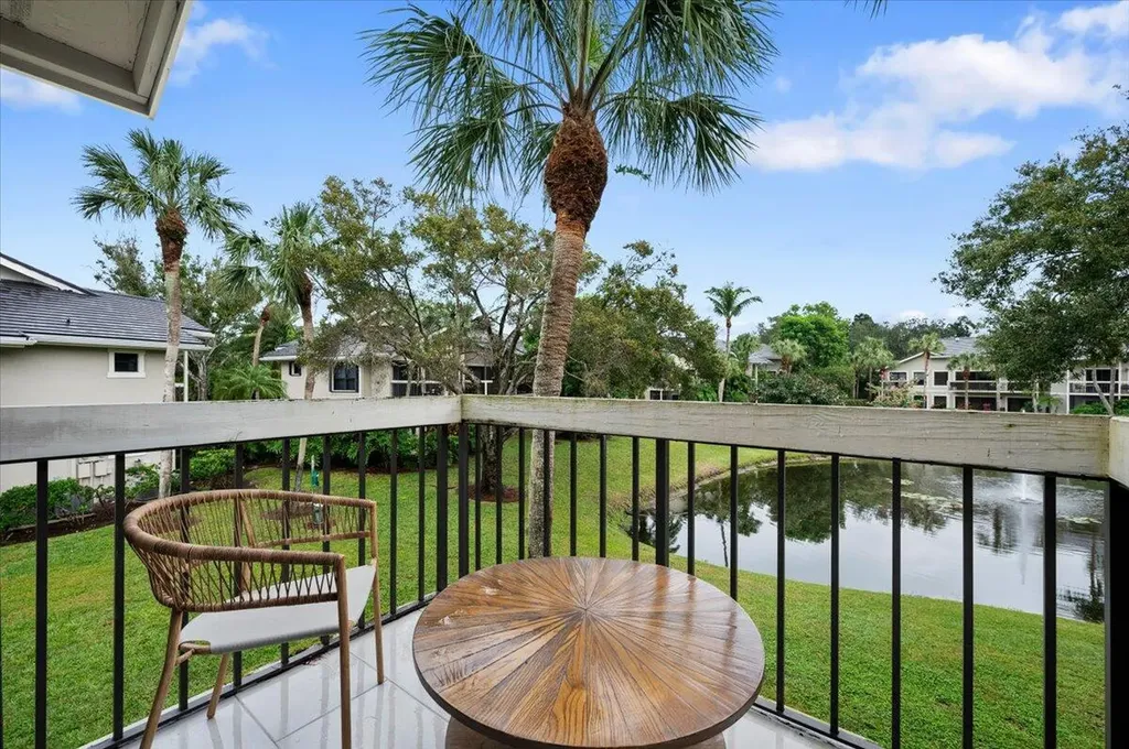 11863 Wimbledon Circle Wellington FL 33414