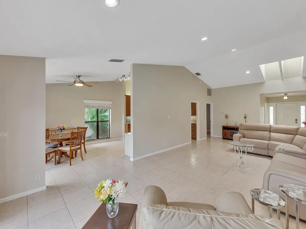 7747 Villa Nova Drive Boca Raton FL 33433