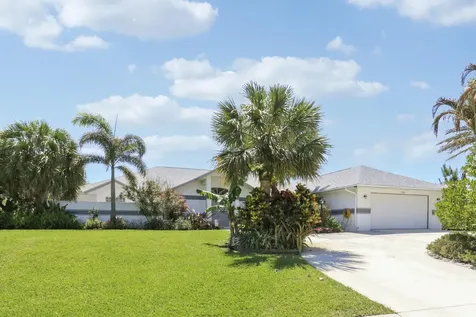 550 SE Ashley Oaks Way Stuart FL 34997