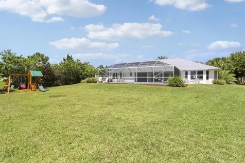 550 SE Ashley Oaks Way Stuart FL 34997
