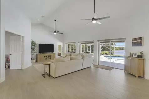 550 SE Ashley Oaks Way Stuart FL 34997