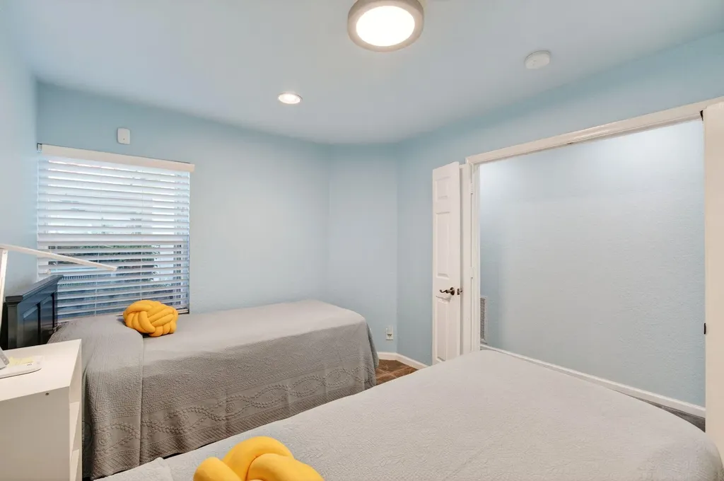 7169 Foxworth Court Boynton Beach FL 33437