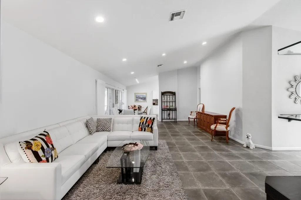 7169 Foxworth Court Boynton Beach FL 33437