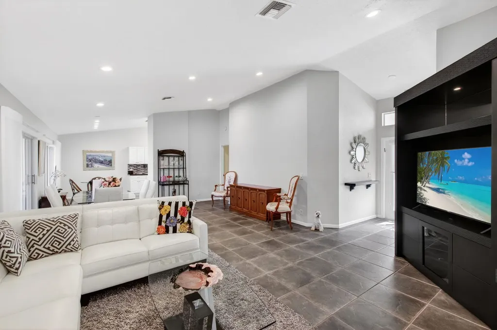 7169 Foxworth Court Boynton Beach FL 33437