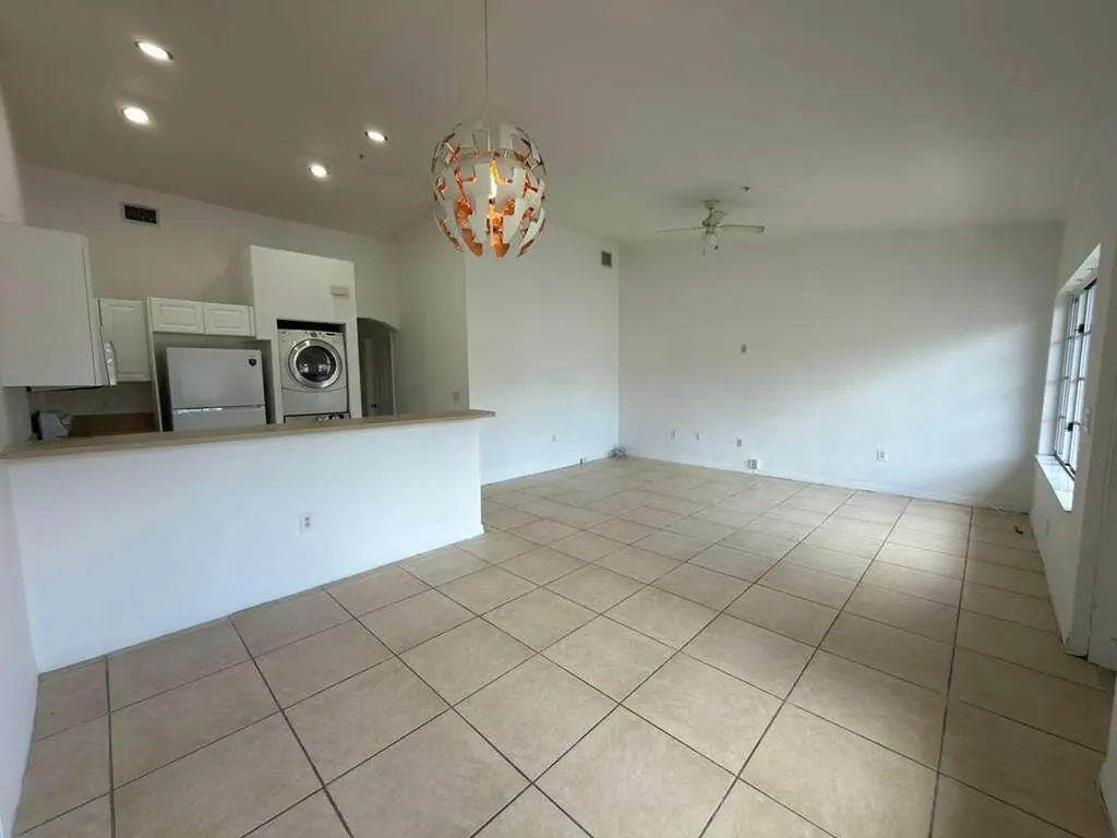 3842 SW 48th Avenue Hollywood FL 33023