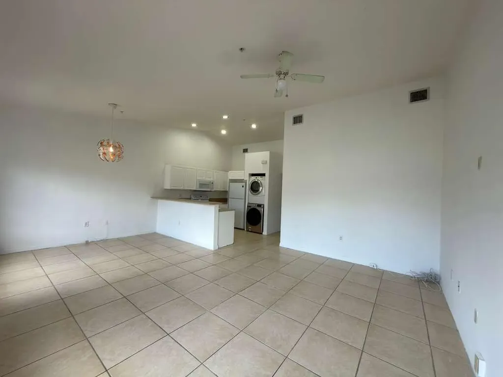 3842 SW 48th Avenue Hollywood FL 33023