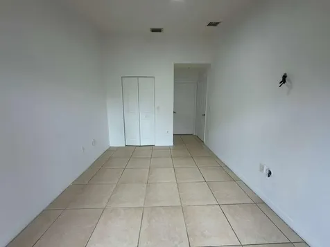 3842 SW 48th Avenue Hollywood FL 33023