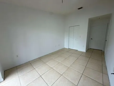 3842 SW 48th Avenue Hollywood FL 33023