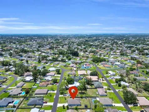 971 SW Longfellow Road Port St Lucie FL 34953