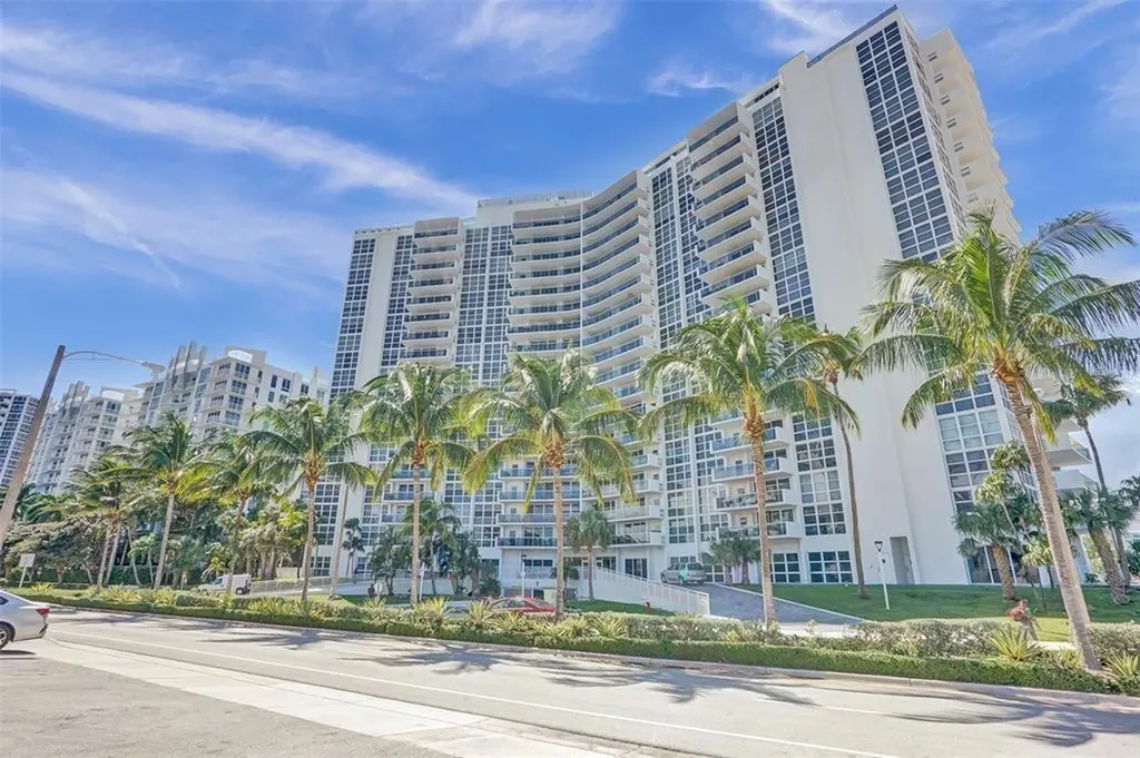 2841 N Ocean Boulevard Fort Lauderdale FL 33308