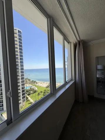 19201 Collins Avenue Sunny Isles Beach FL 33160
