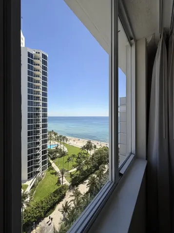 19201 Collins Avenue Sunny Isles Beach FL 33160