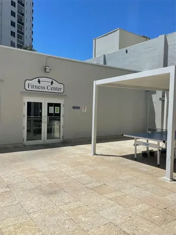 19201 Collins Avenue Sunny Isles Beach FL 33160
