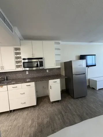 19201 Collins Avenue Sunny Isles Beach FL 33160