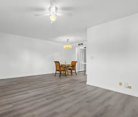 1038 Cambridge Deerfield Beach FL 33442