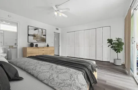 1038 Cambridge Deerfield Beach FL 33442