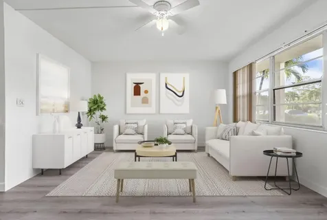 1038 Cambridge Deerfield Beach FL 33442