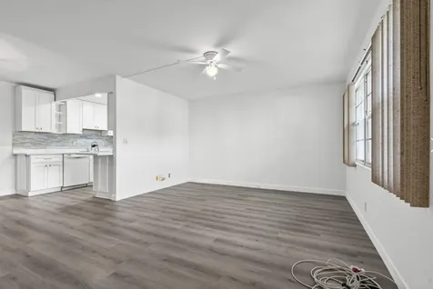 1038 Cambridge Deerfield Beach FL 33442