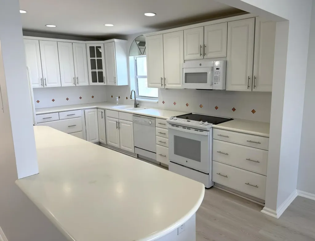 100 Intracoastal Place Jupiter FL 33469