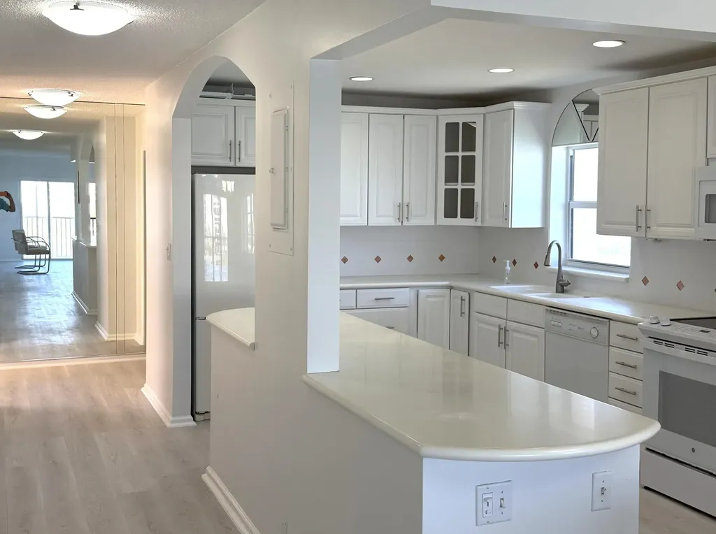 100 Intracoastal Place Jupiter FL 33469