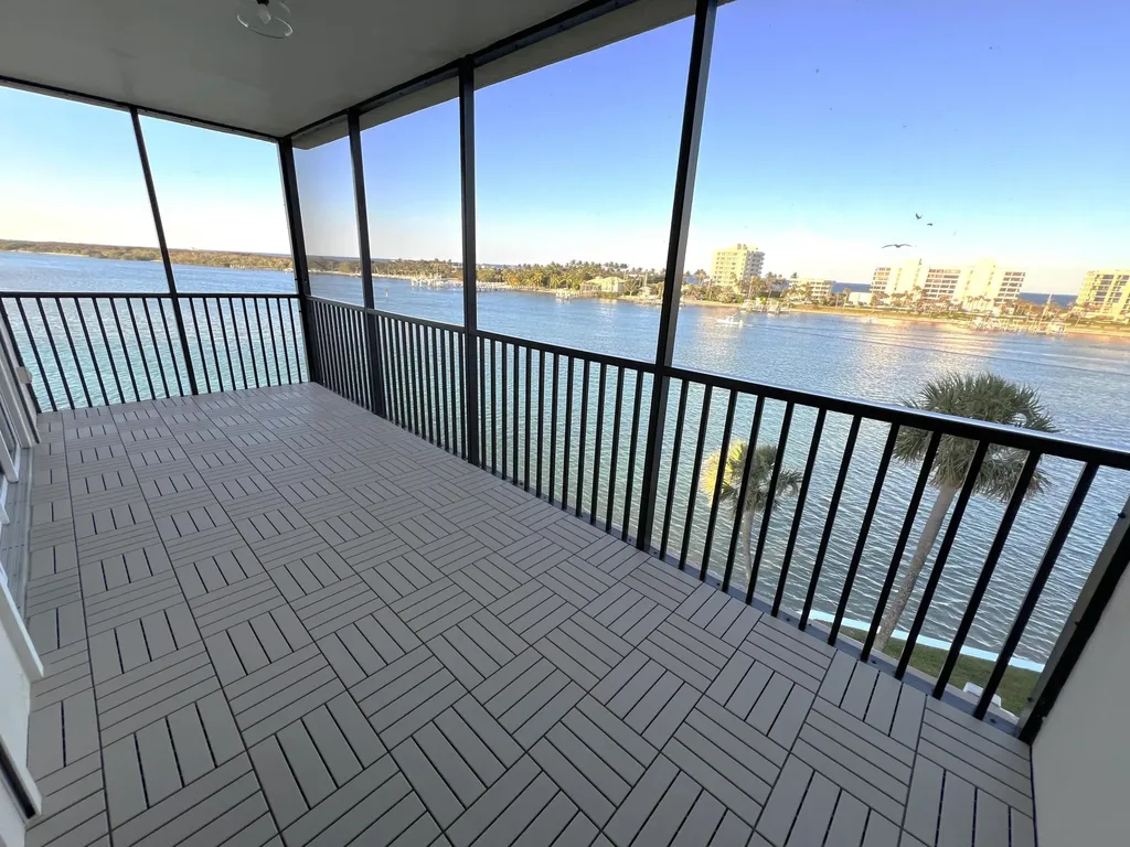 100 Intracoastal Place Jupiter FL 33469