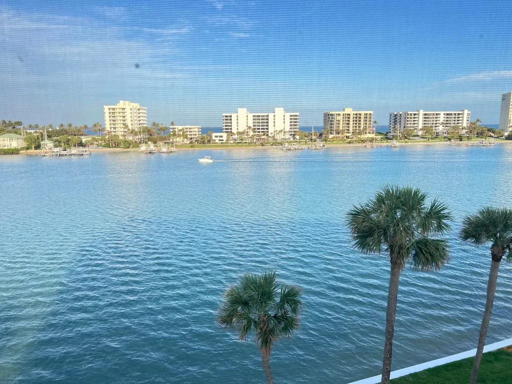 100 Intracoastal Place Jupiter FL 33469